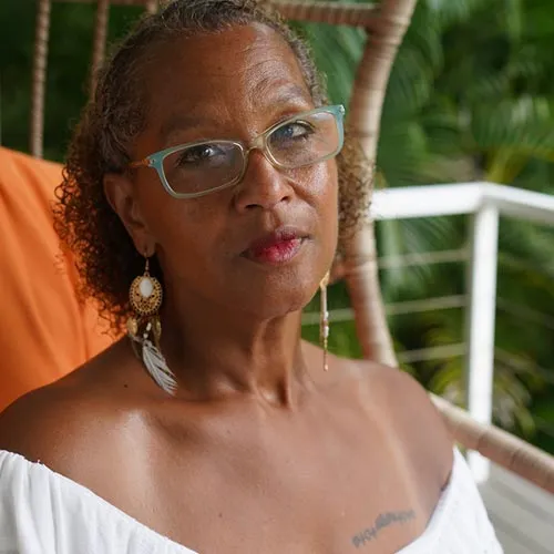Meet Jennifer | School Yoga Institute | SYI Facilitator | Main Page Square Pic