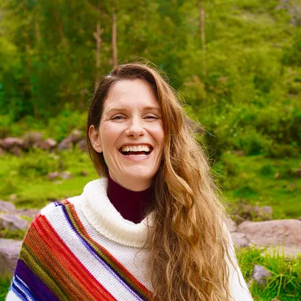 Meet Mindi | School Yoga Institute | SYI Facilitator | Facilitators Page
